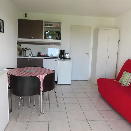 Studio Golf Avec Piscine, 7 Nuits Mini, 2 Personnes